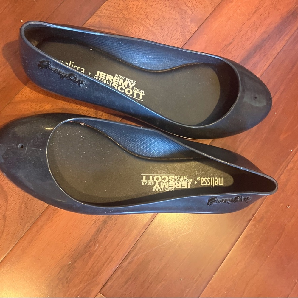 Jeremy Scott Black Flats for Women